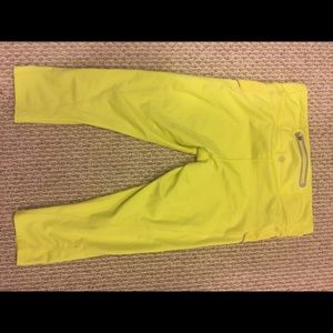 Athleta size medium neon yellow capris
